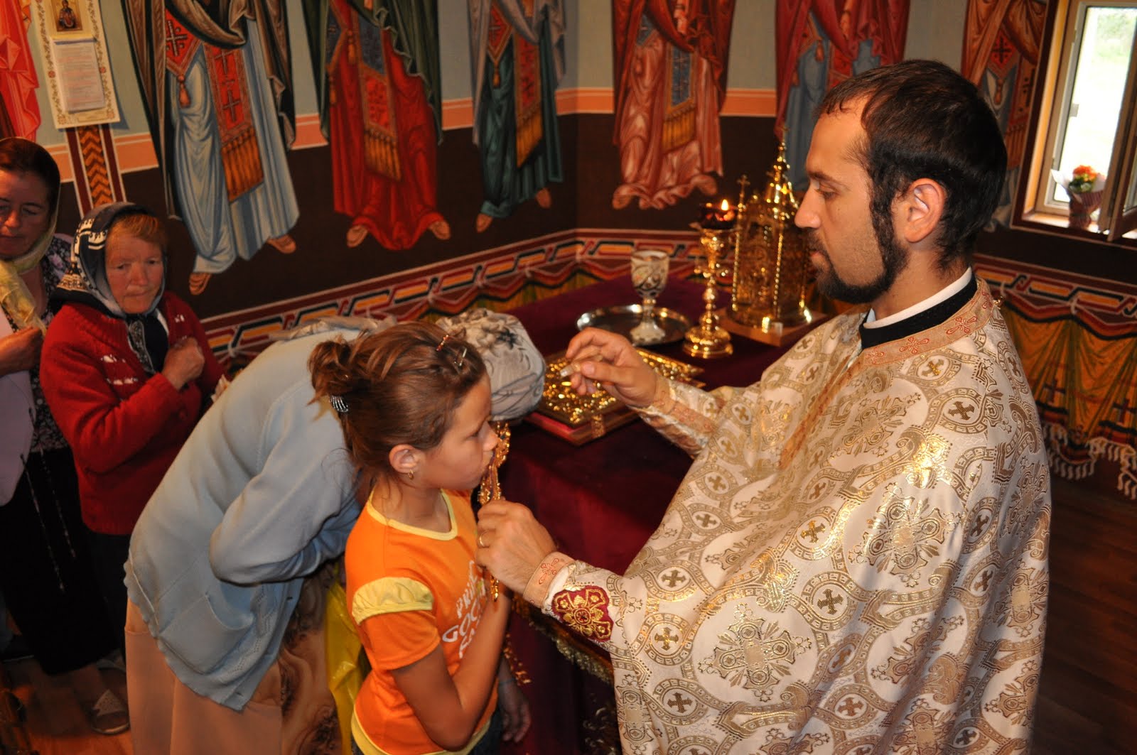 Biserica satului Rotăria, resfinţită după 60 de ani