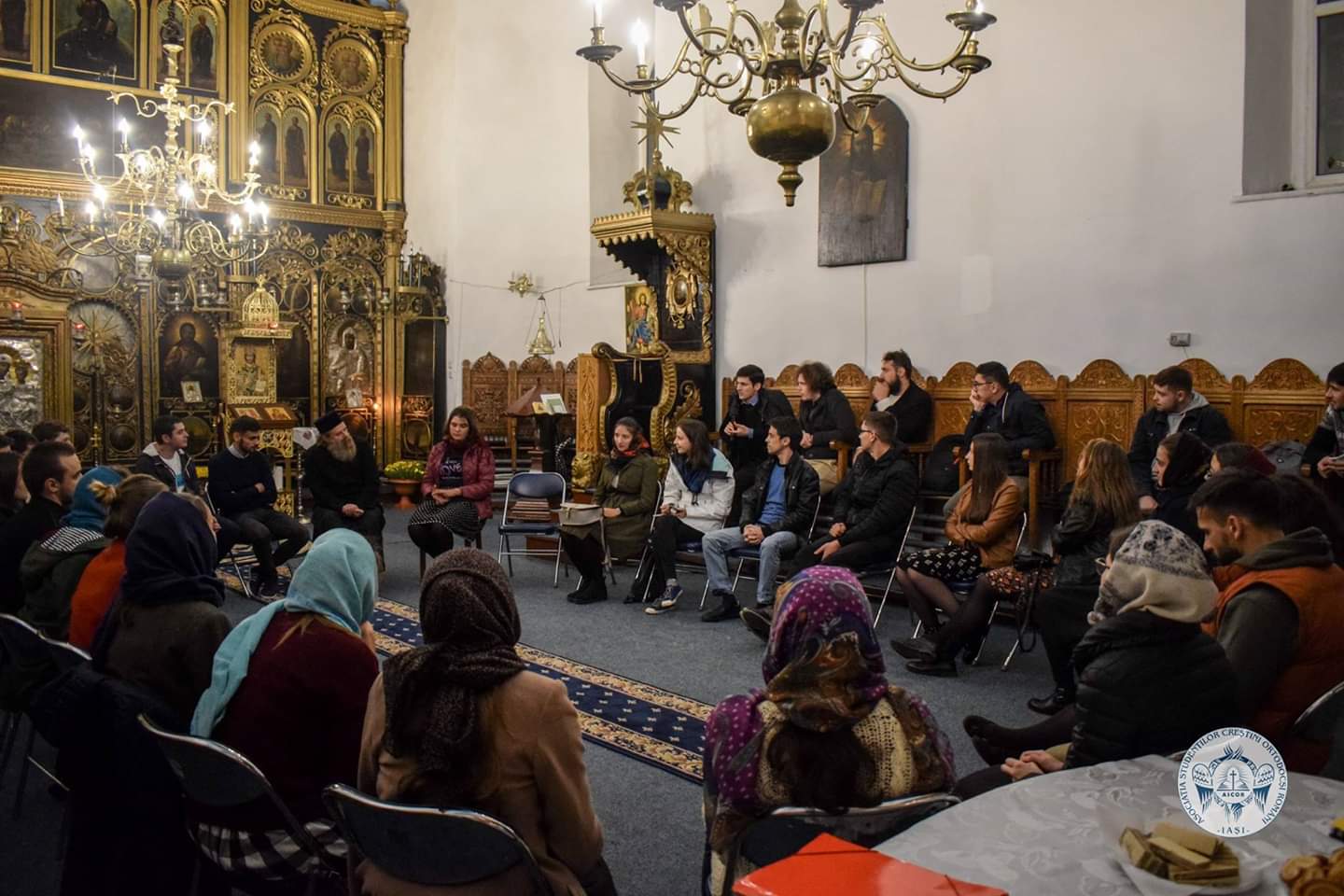 La Metocul Maicilor s-au reluat Dialogurile studenţeşti