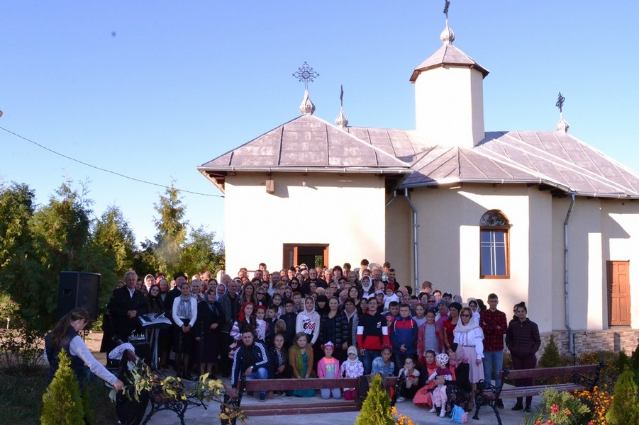 „Trebuie să ocrotim familia ca însoțire binecuvântată dintre un bărbat și o femeie”