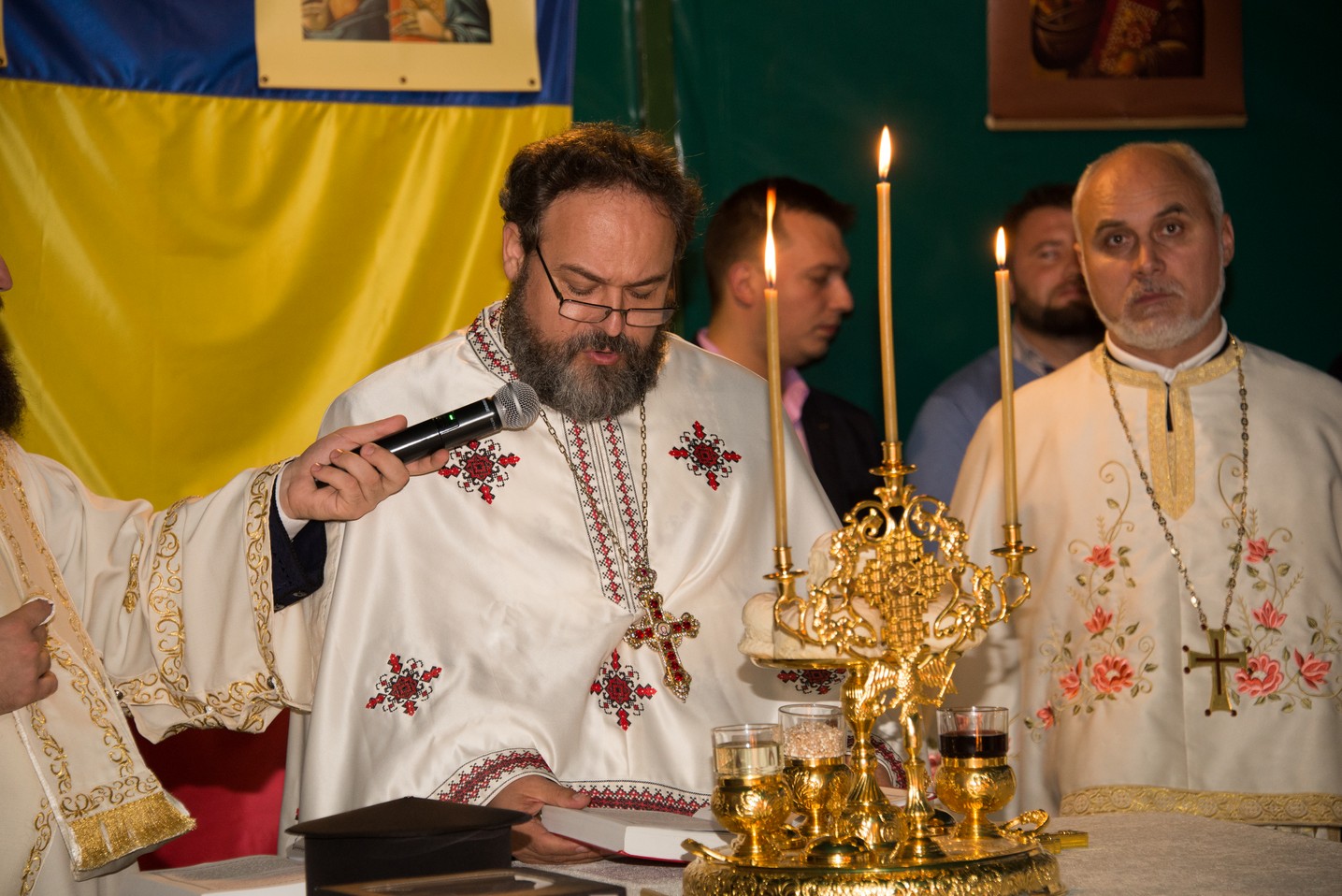 Hram la Parohia „Sfântul Apostol şi Evanghelist Luca” din Iași: „Slujbele pe care le săvârşim sunt legături între inimile noastre şi punţi către Dumnezeu”