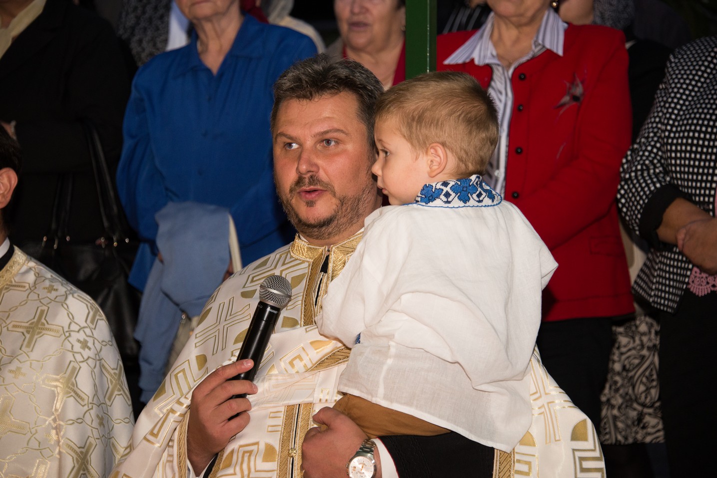 Hram la Parohia „Sfântul Apostol şi Evanghelist Luca” din Iași: „Slujbele pe care le săvârşim sunt legături între inimile noastre şi punţi către Dumnezeu”