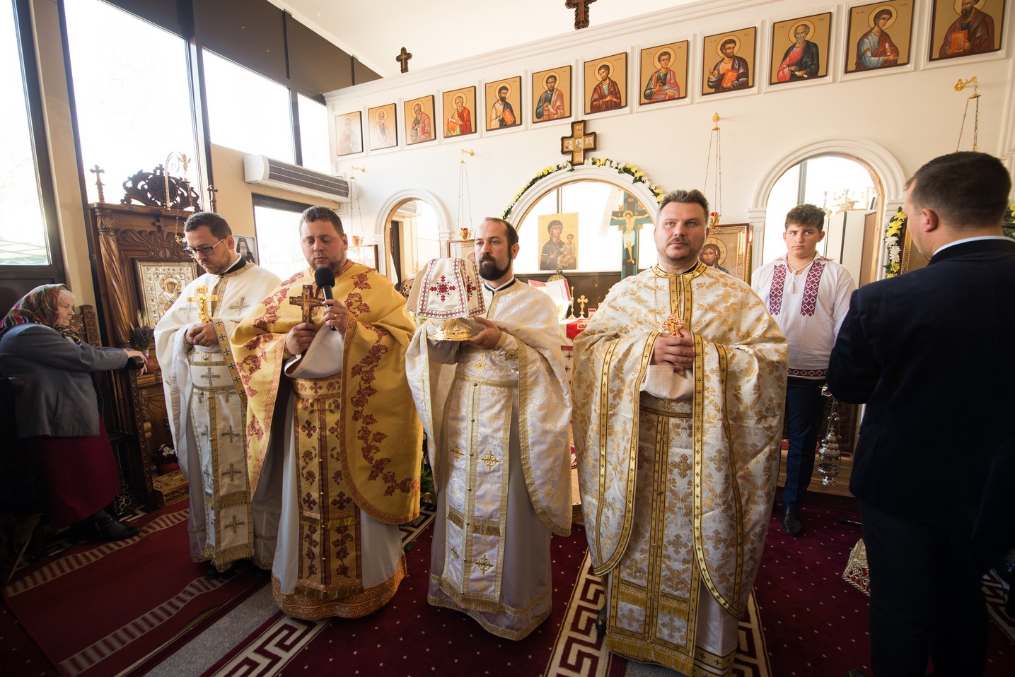 Hram la Parohia „Sfântul Apostol şi Evanghelist Luca” din Iași: „Slujbele pe care le săvârşim sunt legături între inimile noastre şi punţi către Dumnezeu”