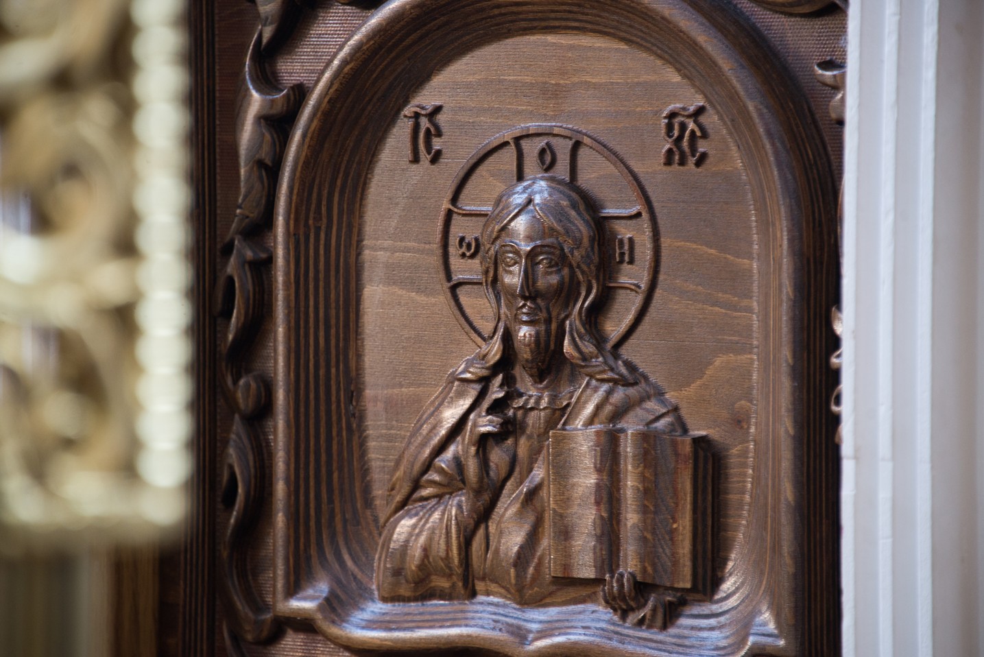 Hram la Parohia „Sfântul Apostol şi Evanghelist Luca” din Iași: „Slujbele pe care le săvârşim sunt legături între inimile noastre şi punţi către Dumnezeu”