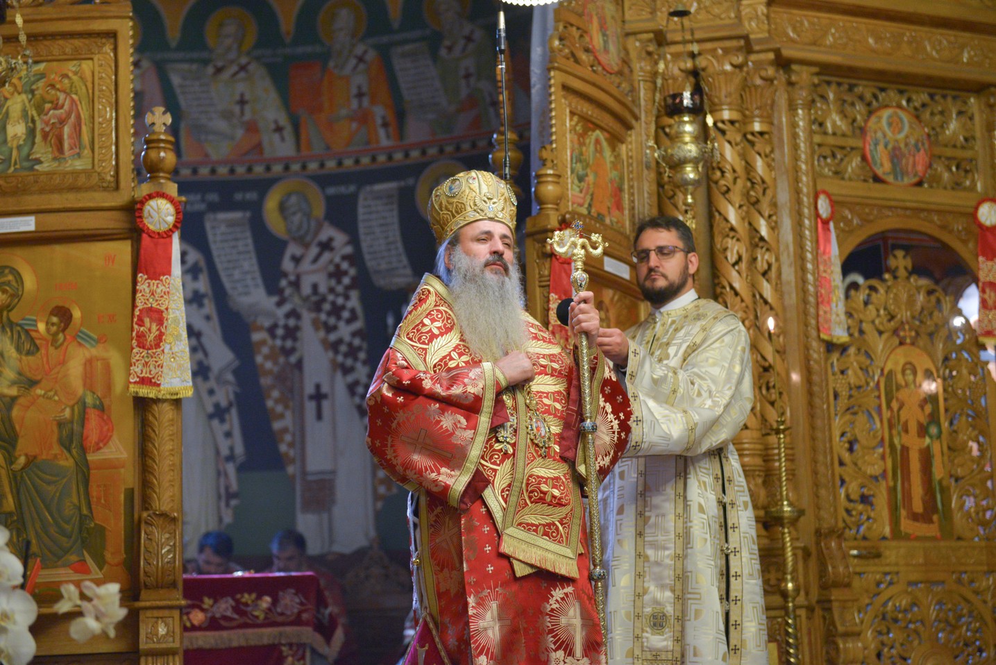 Foto: Alex Atudori Hram la Mănăstirea Pângărați: „Să viețuim în această lume cât mai aproape de rădăcina Evangheliei și de tinda Bisericii”