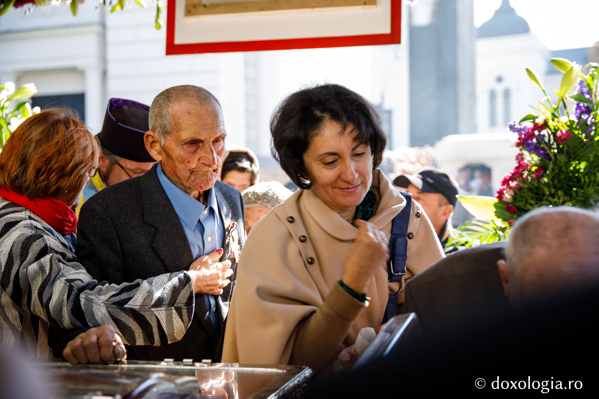 De o seamă cu Unirea: Cinci români au primit cea mai înaltă distincție a MMB, „Crucea Moldavă” pentru mireni