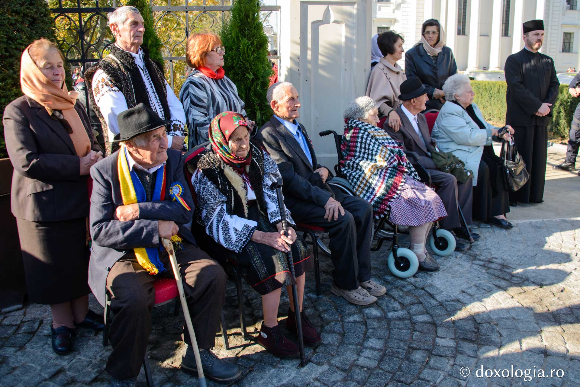 De o seamă cu Unirea: Cinci români au primit cea mai înaltă distincție a MMB, „Crucea Moldavă” pentru mireni