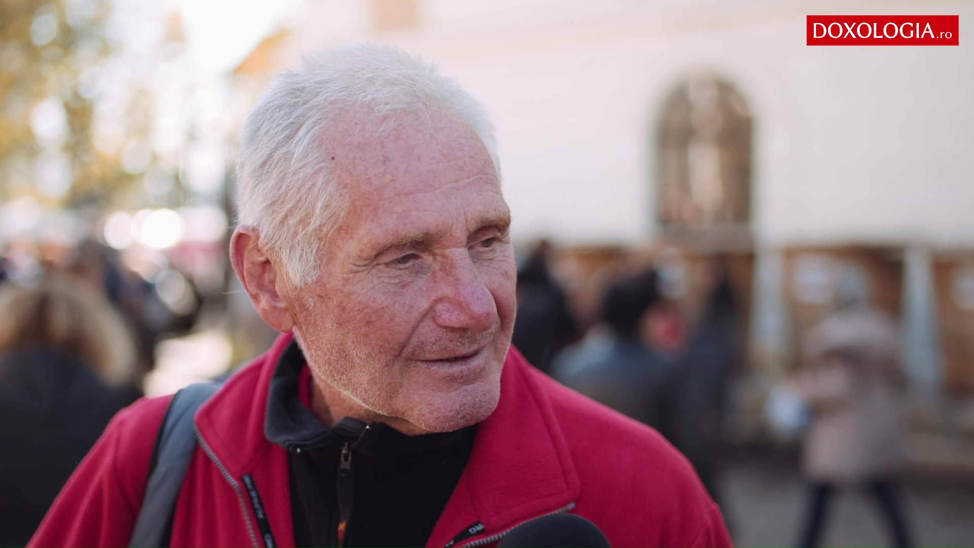 Pelerin la Sfânta Parascheva: „Îi mulțumesc Bisericii că mai ține România”