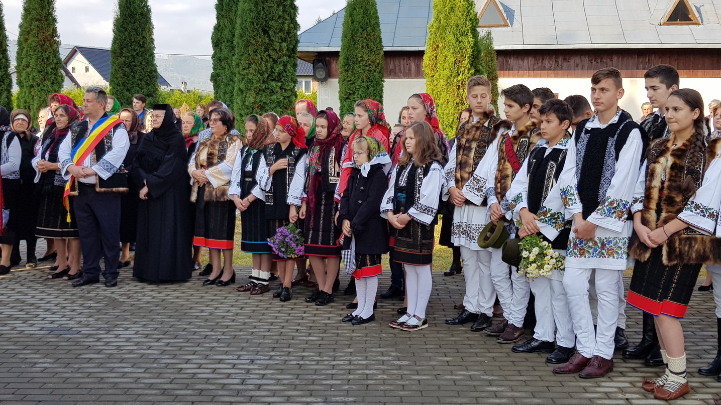 Popas aniversar în Parohia „Pogorârea Sfântului Duh” din Vicovu de Jos