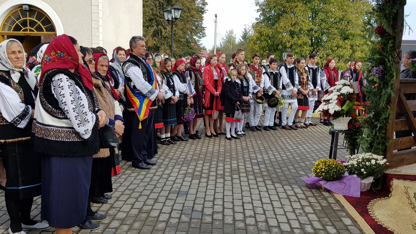 Popas aniversar în Parohia „Pogorârea Sfântului Duh” din Vicovu de Jos