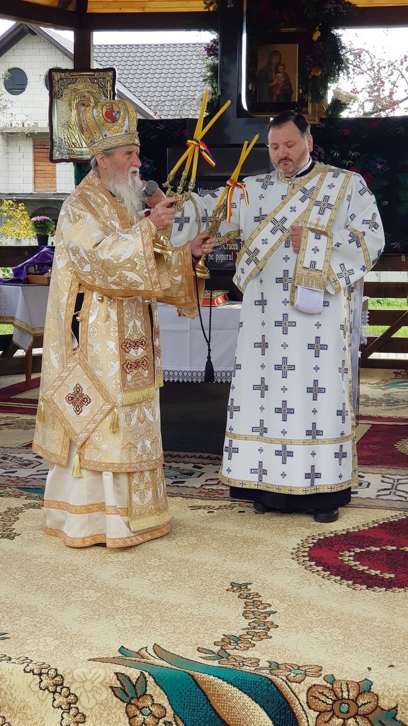 Popas aniversar în Parohia „Pogorârea Sfântului Duh” din Vicovu de Jos