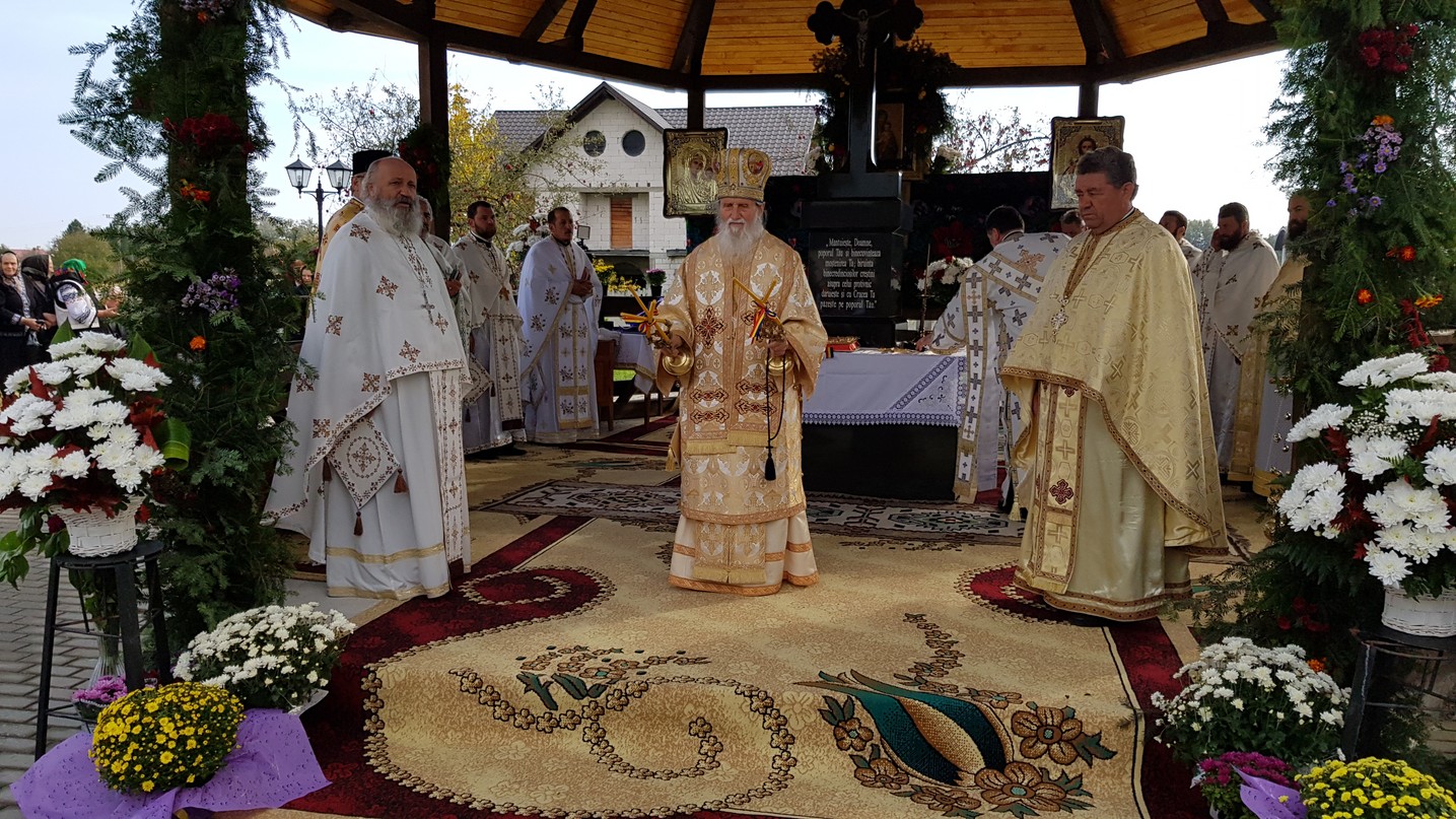 Popas aniversar în Parohia „Pogorârea Sfântului Duh” din Vicovu de Jos