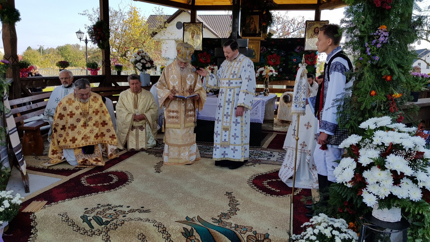 Popas aniversar în Parohia „Pogorârea Sfântului Duh” din Vicovu de Jos