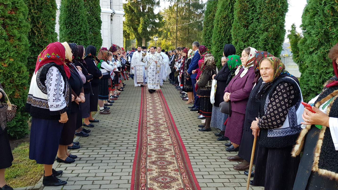 Popas aniversar în Parohia „Pogorârea Sfântului Duh” din Vicovu de Jos