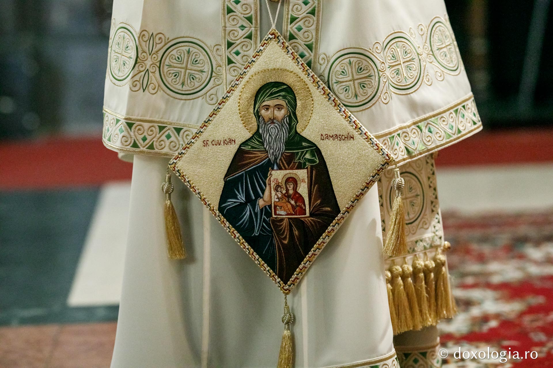 În ajun de hram, Sfânta Liturghie arhierească – PS Damaschin Dorneanul a slujit la Catedrala Mitropolitană