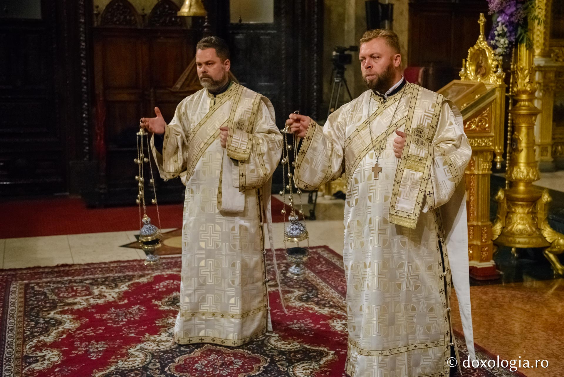 Slujbă de seară la Catedrala din Iași: Priveghere în cinstea Sfântului Gheorghe, ocrotitorul Mitropoliei Moldovei și Bucovinei