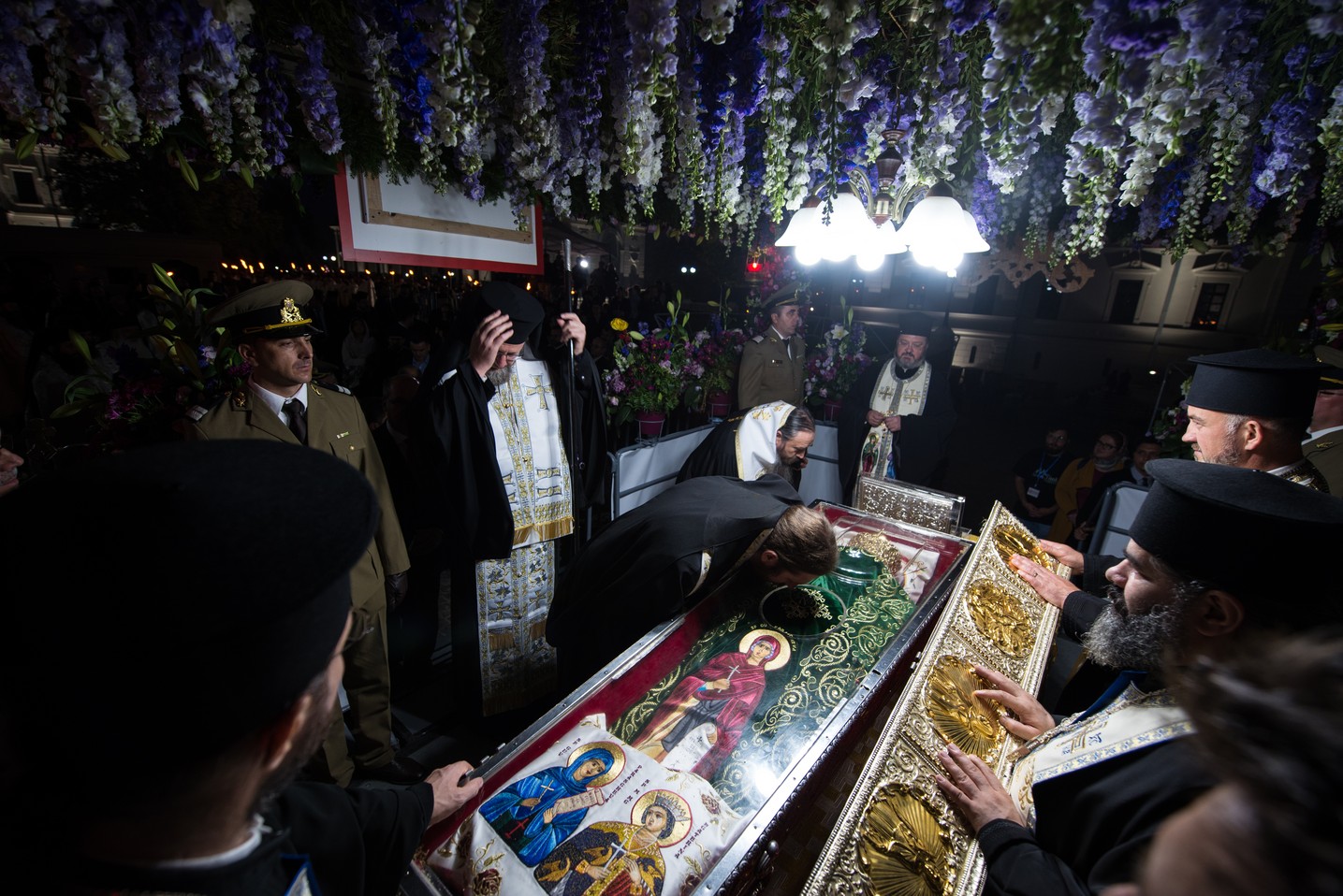 Hramul Sfintei Parascheva: 23.000 de pelerini au străbătut „Calea Sfinților” la Iași