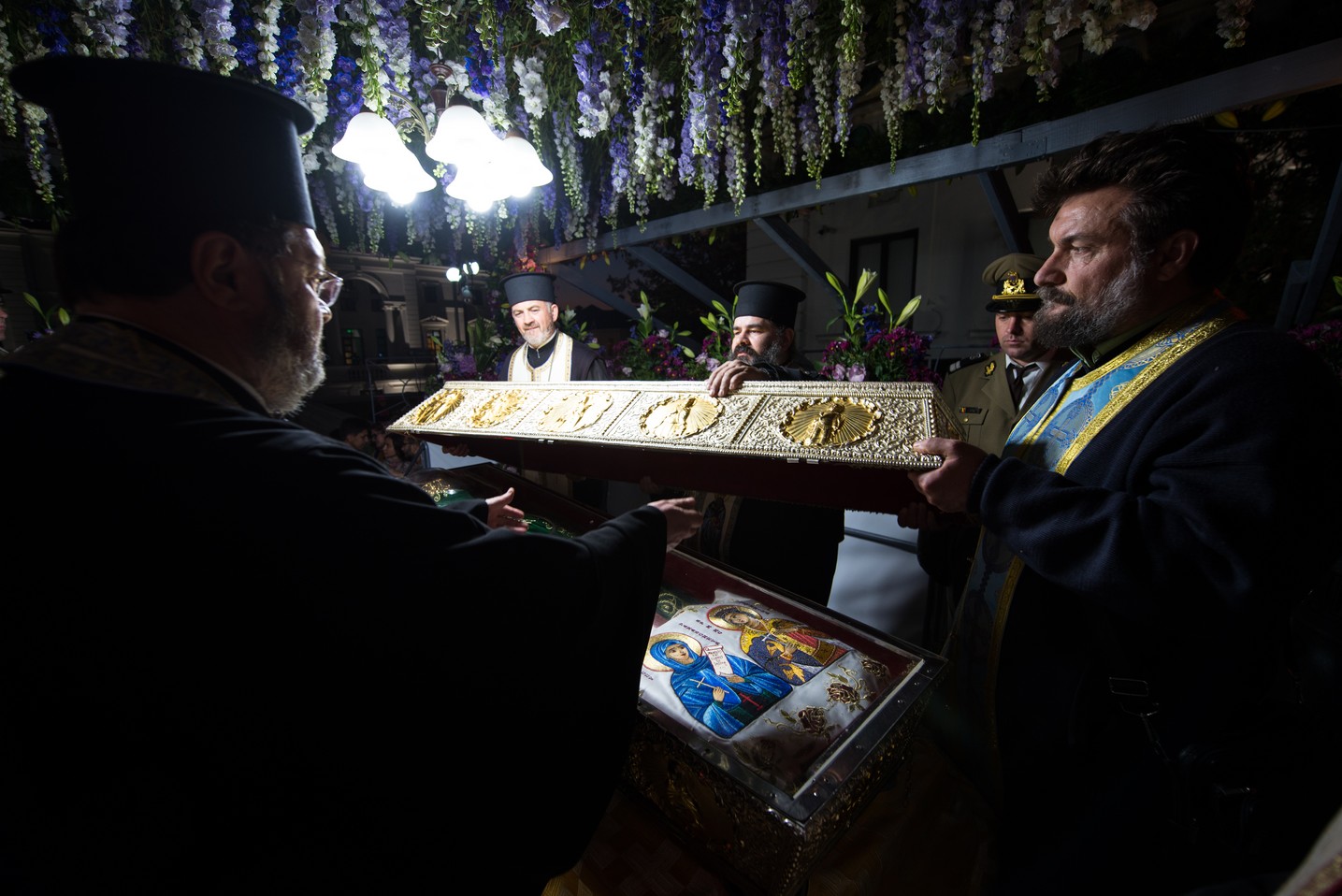 Hramul Sfintei Parascheva: 23.000 de pelerini au străbătut „Calea Sfinților” la Iași