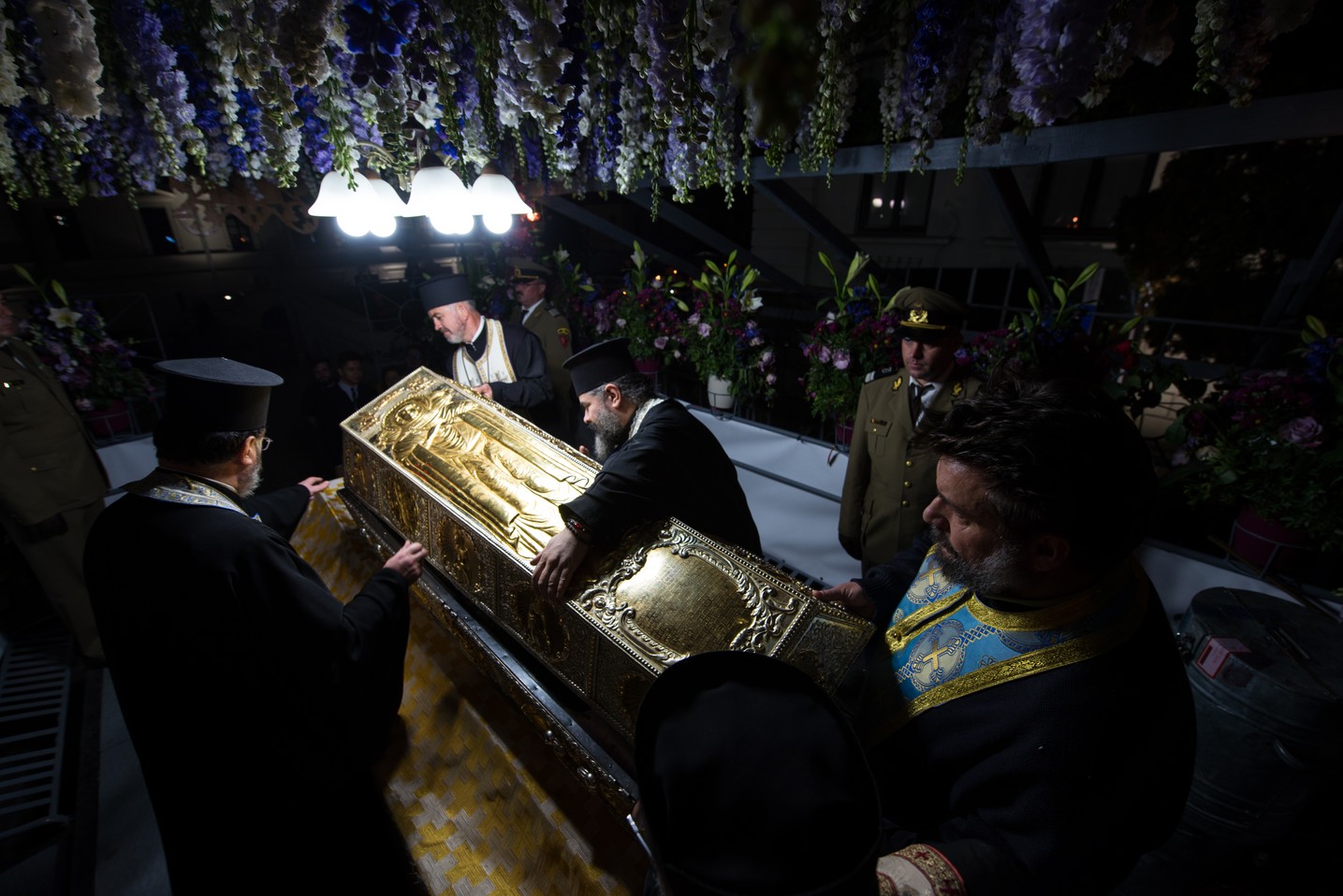 Hramul Sfintei Parascheva: 23.000 de pelerini au străbătut „Calea Sfinților” la Iași