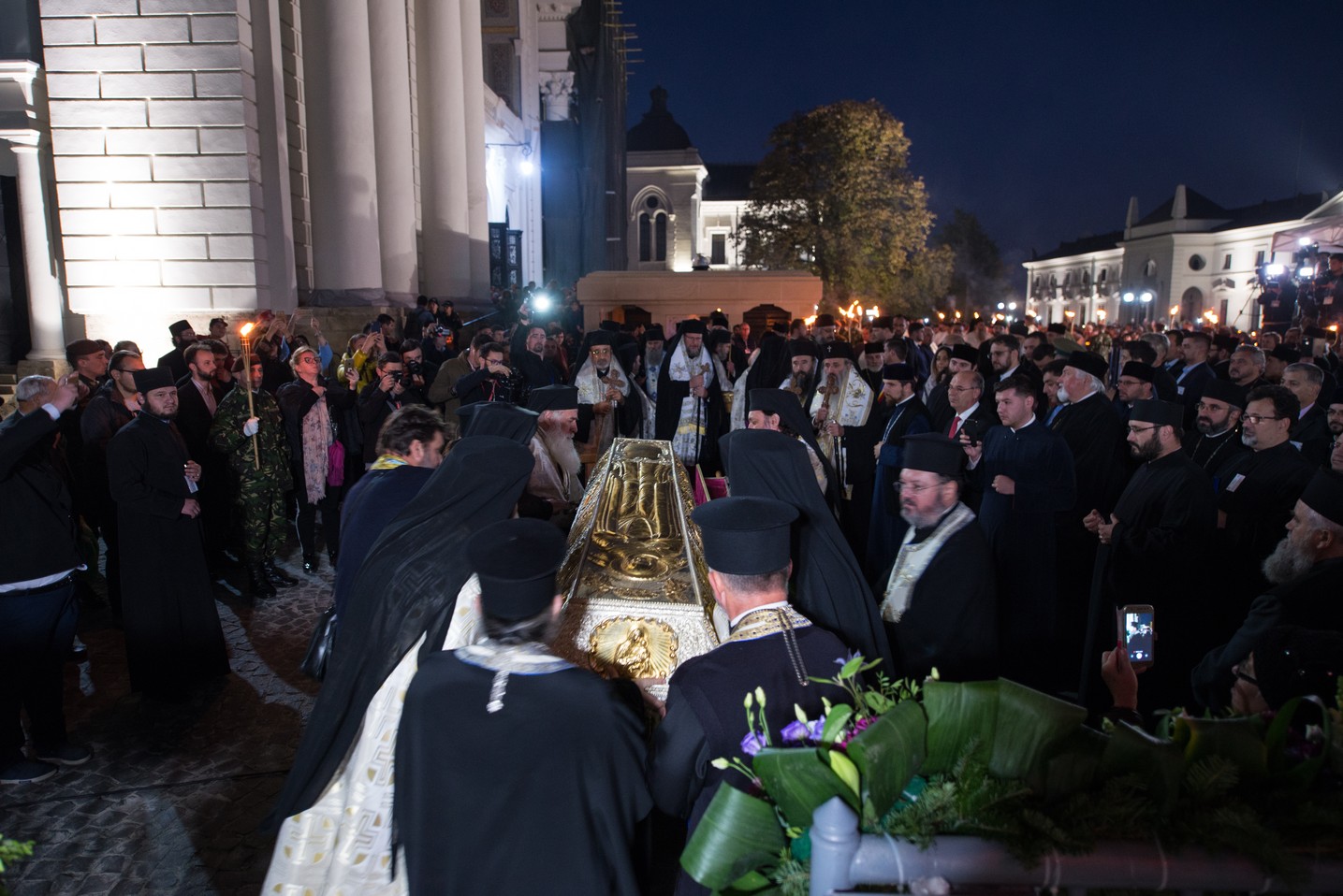 Hramul Sfintei Parascheva: 23.000 de pelerini au străbătut „Calea Sfinților” la Iași