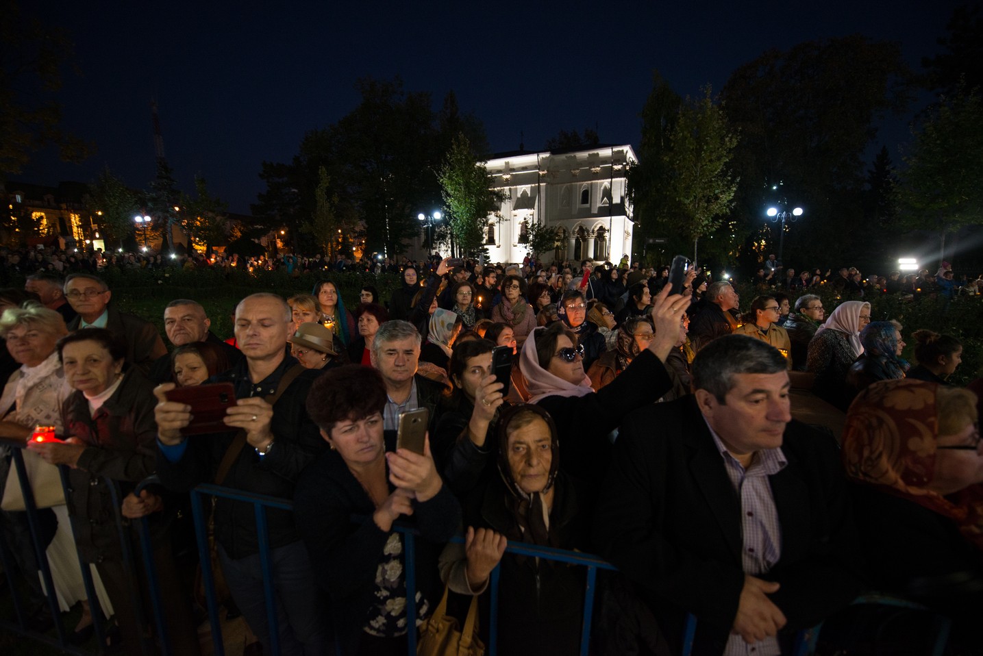 Hramul Sfintei Parascheva: 23.000 de pelerini au străbătut „Calea Sfinților” la Iași