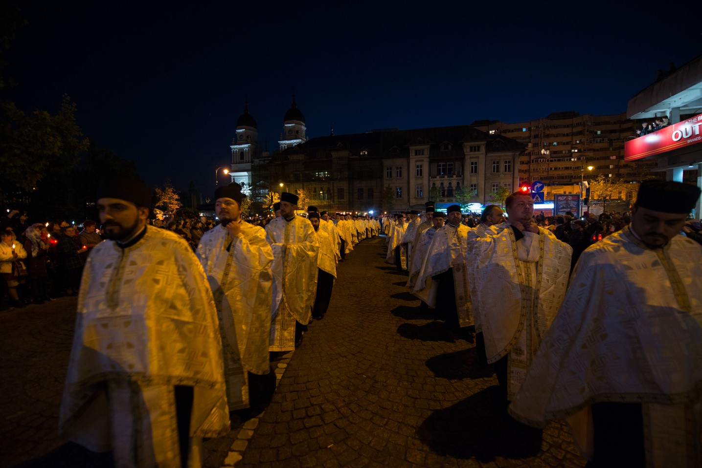 Hramul Sfintei Parascheva: 23.000 de pelerini au străbătut „Calea Sfinților” la Iași