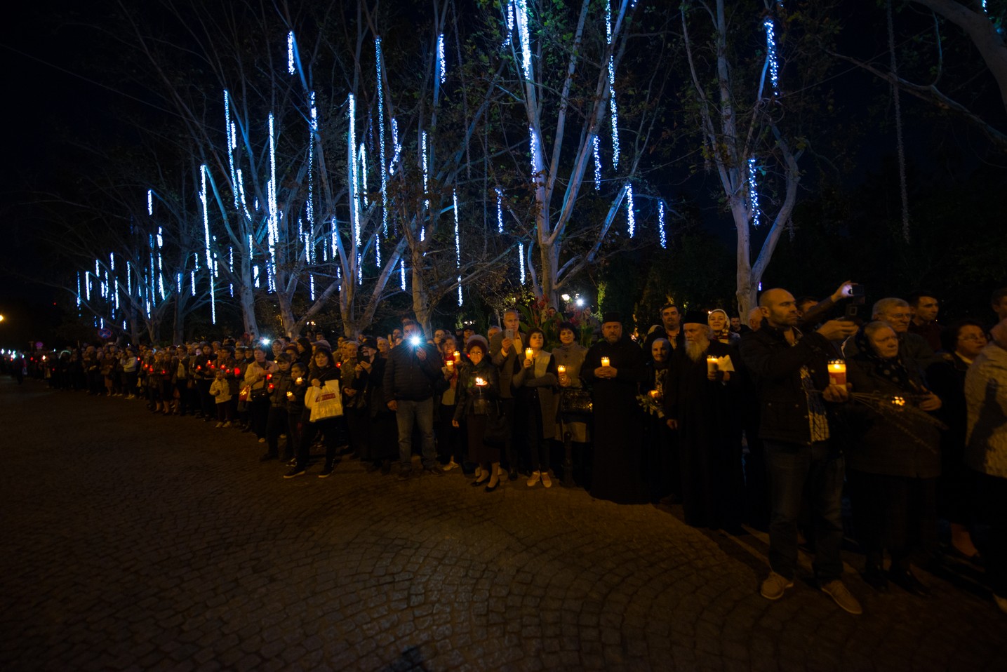 Hramul Sfintei Parascheva: 23.000 de pelerini au străbătut „Calea Sfinților” la Iași