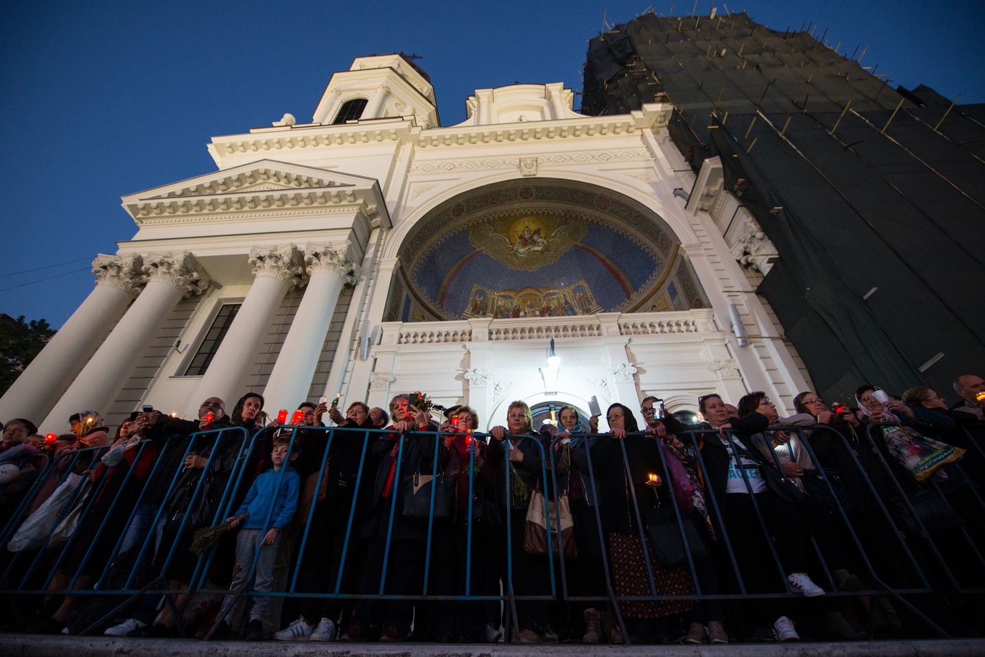Hramul Sfintei Parascheva: 23.000 de pelerini au străbătut „Calea Sfinților” la Iași