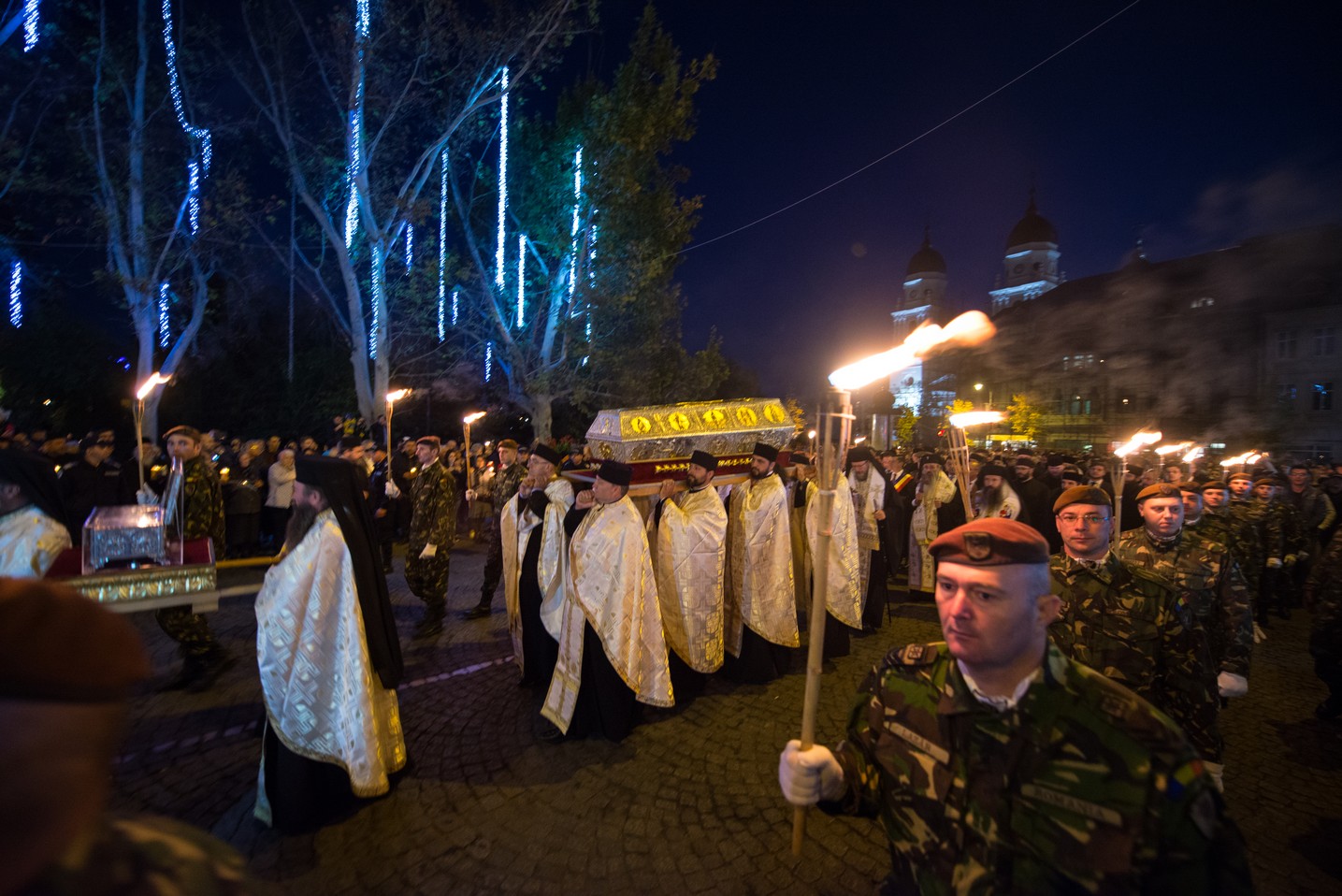 Hramul Sfintei Parascheva: 23.000 de pelerini au străbătut „Calea Sfinților” la Iași