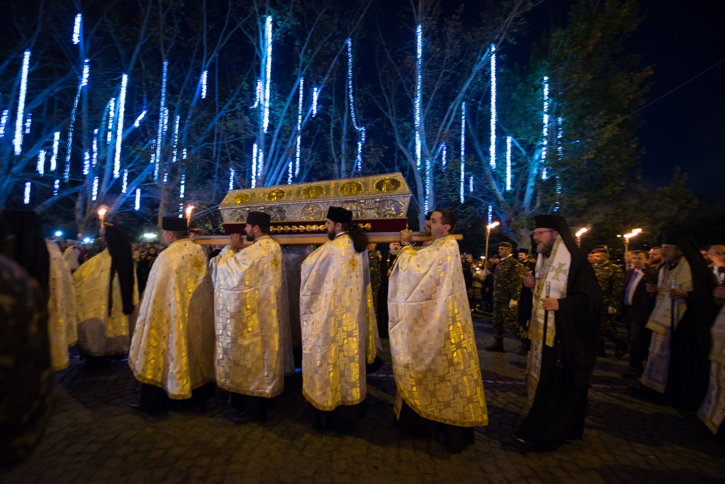 Hramul Sfintei Parascheva: 23.000 de pelerini au străbătut „Calea Sfinților” la Iași