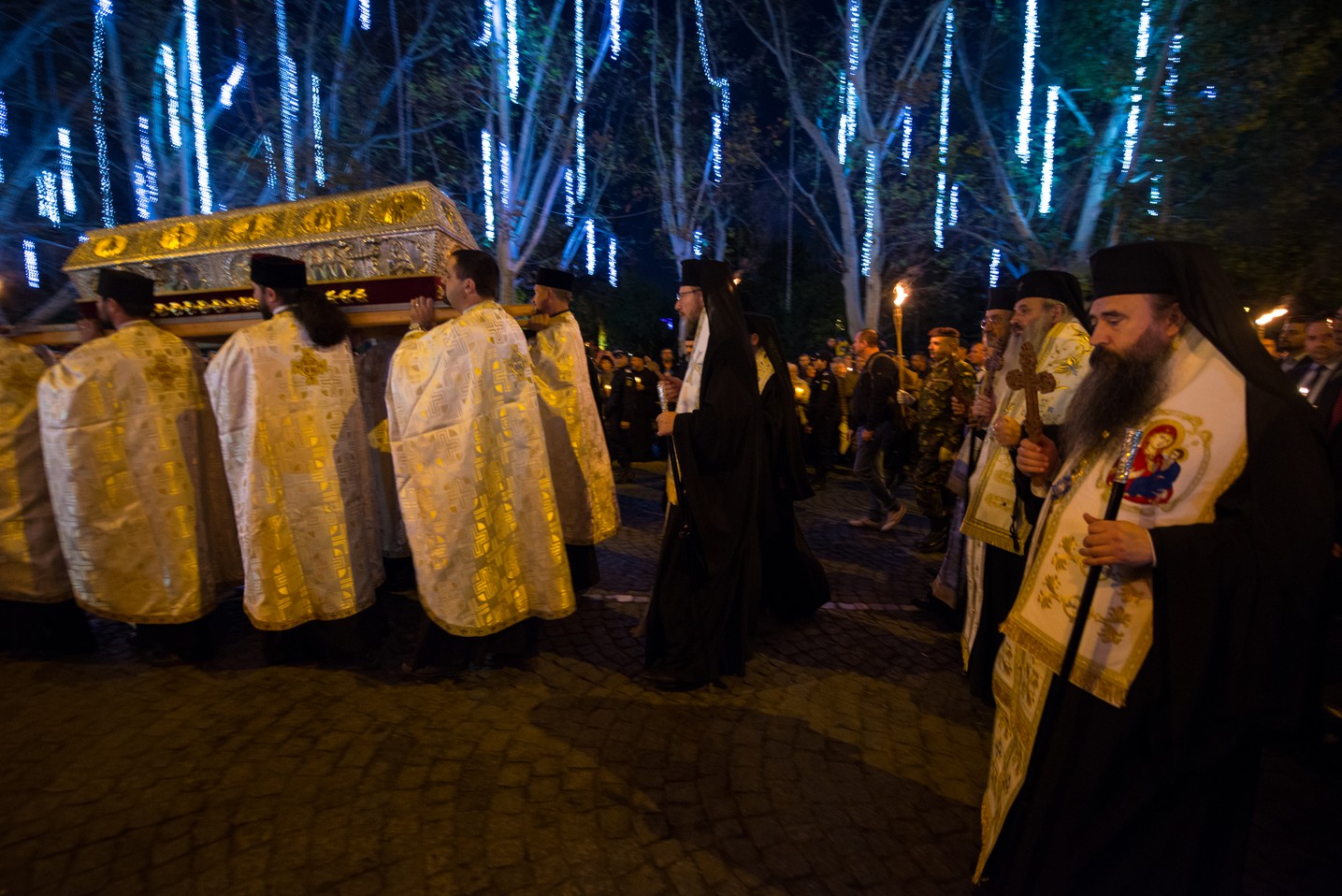 Hramul Sfintei Parascheva: 23.000 de pelerini au străbătut „Calea Sfinților” la Iași