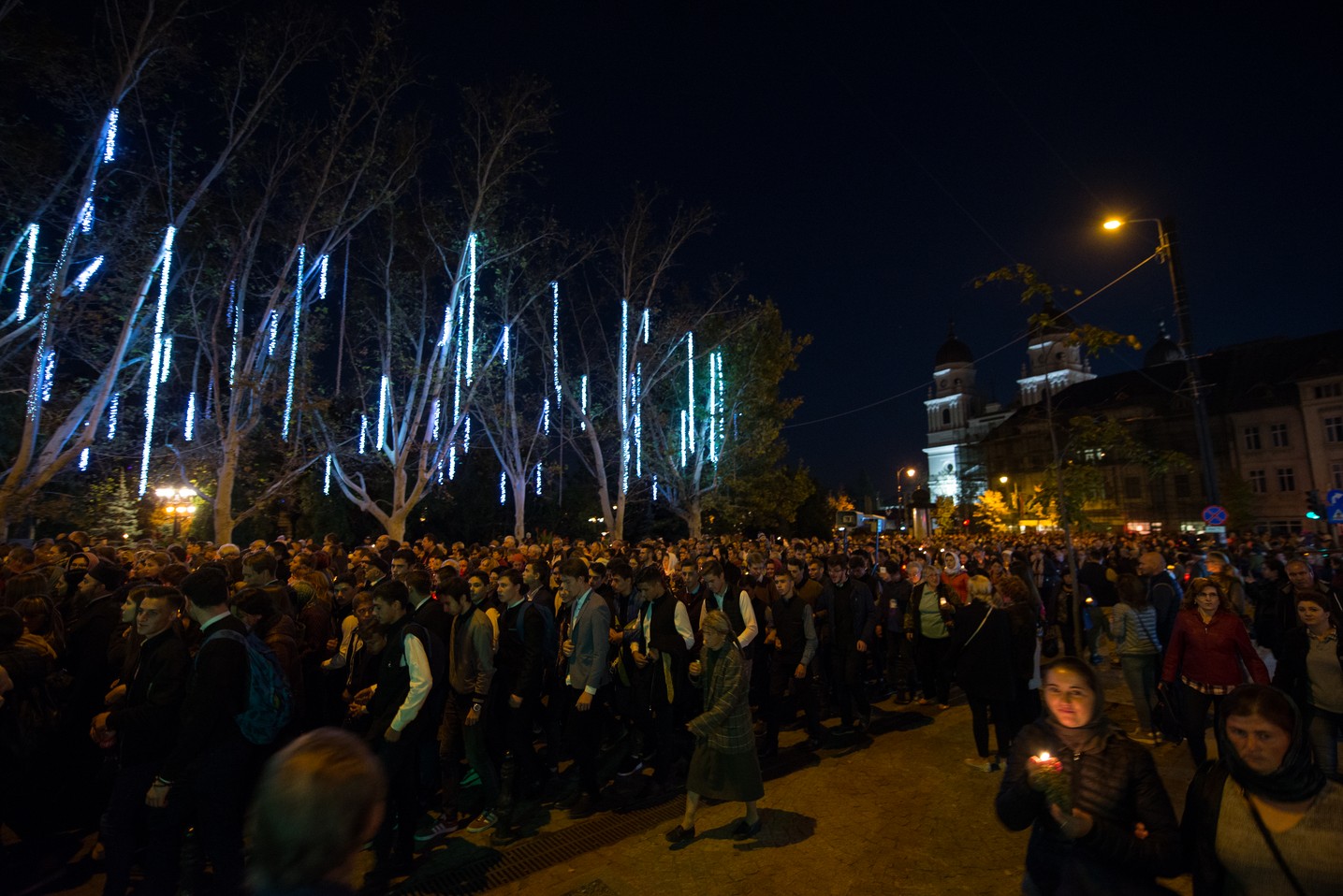 Hramul Sfintei Parascheva: 23.000 de pelerini au străbătut „Calea Sfinților” la Iași