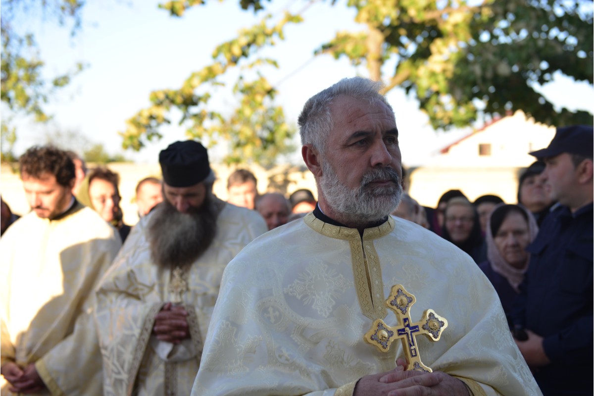 Resfințire de biserică la Aroneanu - Iași: „Raportându-ne la cele cuprinse în cuvântul Domnului din Scriptură, nu ne vom rătăci niciodată”