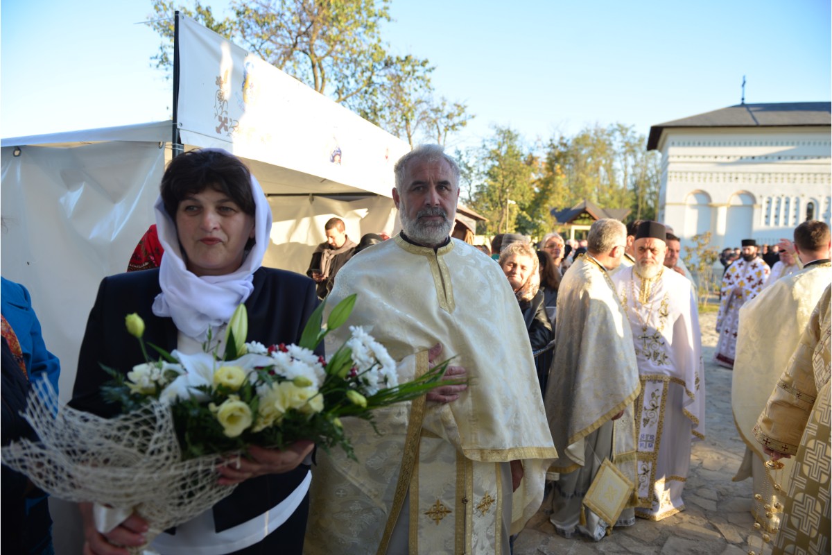 Resfințire de biserică la Aroneanu - Iași: „Raportându-ne la cele cuprinse în cuvântul Domnului din Scriptură, nu ne vom rătăci niciodată”