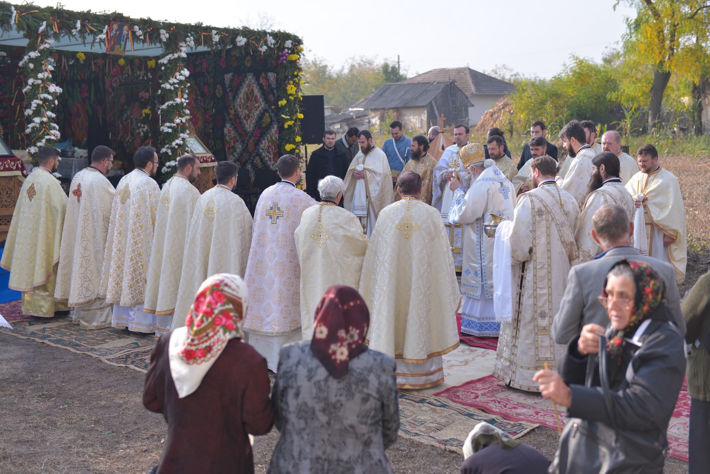 Sfințire de biserică la Avrămeni: „Domnul Hristos nu dorește să rămână cu forța în viața noastră” Sfințire de biserică la Avrămeni: „Domnul Hristos nu dorește să rămână cu forța în viața noastră”