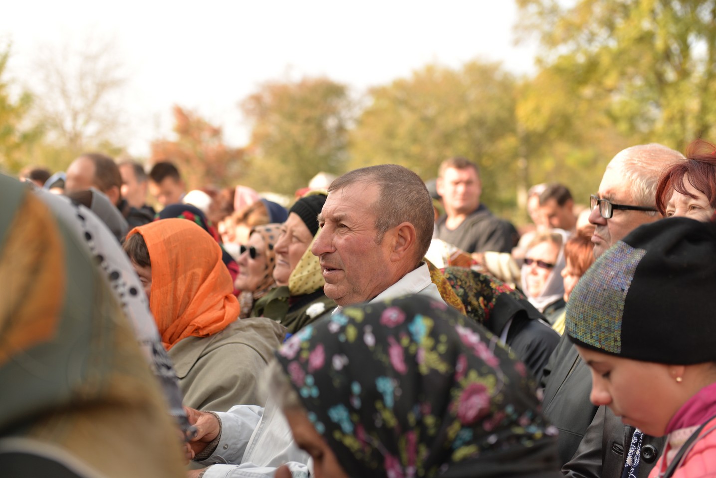 Sfințire de biserică la Avrămeni: „Domnul Hristos nu dorește să rămână cu forța în viața noastră” Sfințire de biserică la Avrămeni: „Domnul Hristos nu dorește să rămână cu forța în viața noastră”