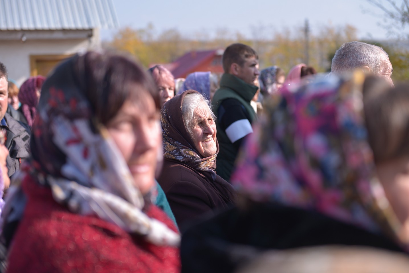 Sfințire de biserică la Avrămeni: „Domnul Hristos nu dorește să rămână cu forța în viața noastră” Sfințire de biserică la Avrămeni: „Domnul Hristos nu dorește să rămână cu forța în viața noastră”