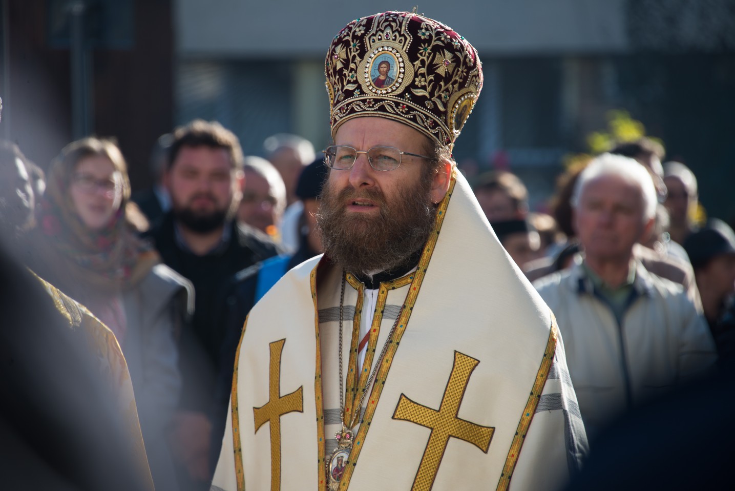 Sărbătoare istorică în Campusul universitar Tudor Vladimirescu: Biserica „Sfântul Mucenic Iulian din Tars” a fost sfințită