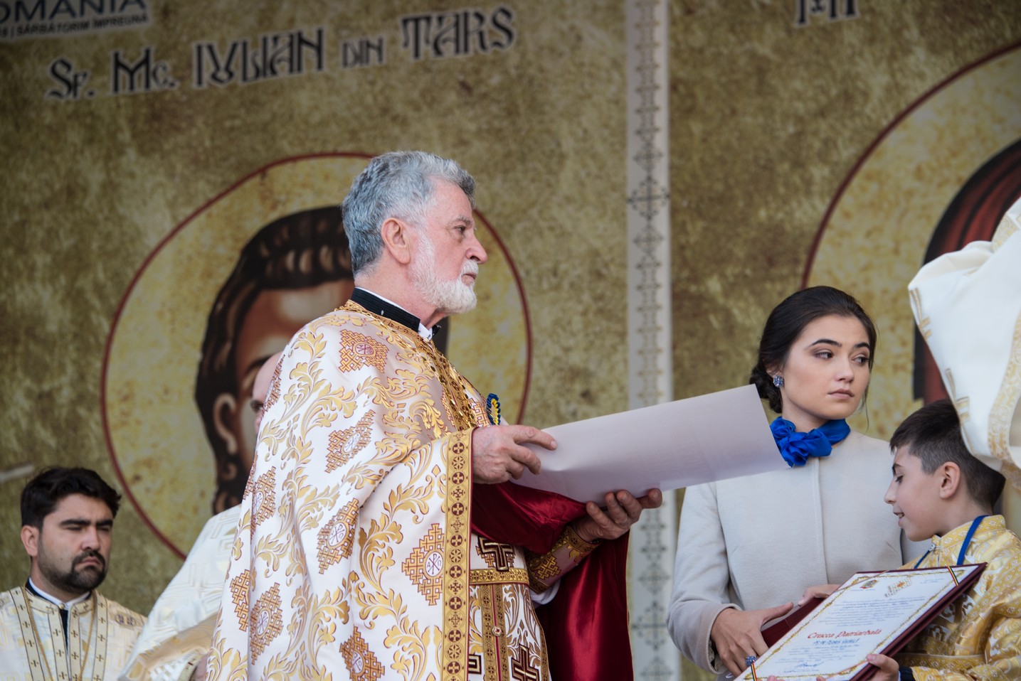 Sărbătoare istorică în Campusul universitar Tudor Vladimirescu: Biserica „Sfântul Mucenic Iulian din Tars” a fost sfințită