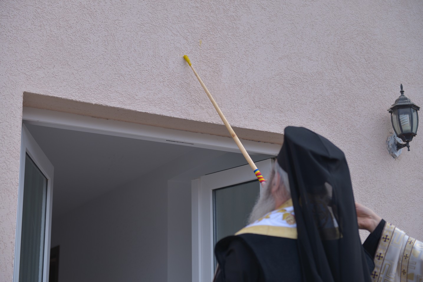 Sfințire de casă parohială în Parohia „Sfinții Mucenici Adrian și Natalia” - Mănăstireni Sfințire de casă parohială în Parohia „Sfinții Mucenici Adrian și Natalia” - Mănăstireni