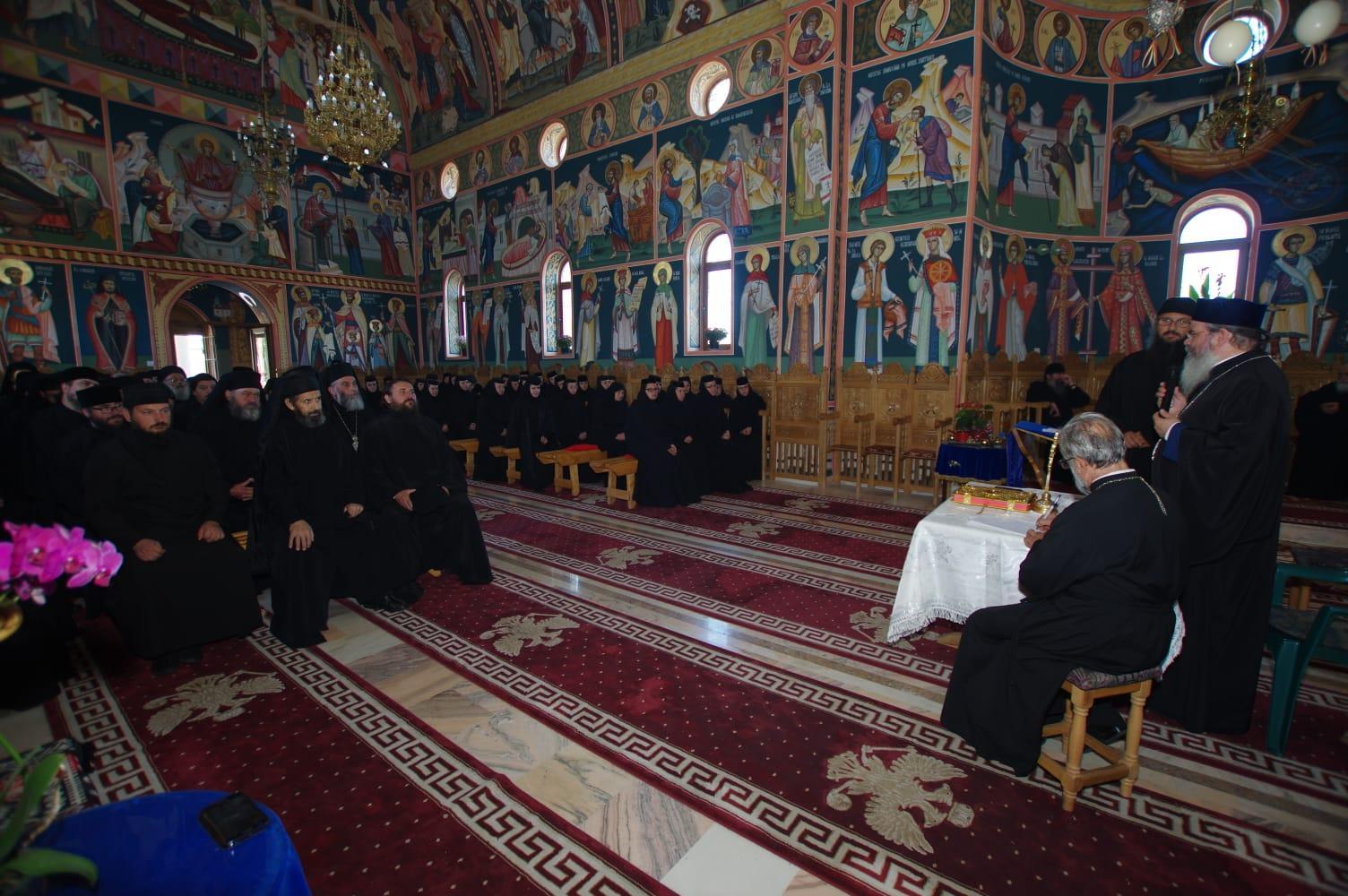 Sinaxă monahală în Episcopia Huşilor