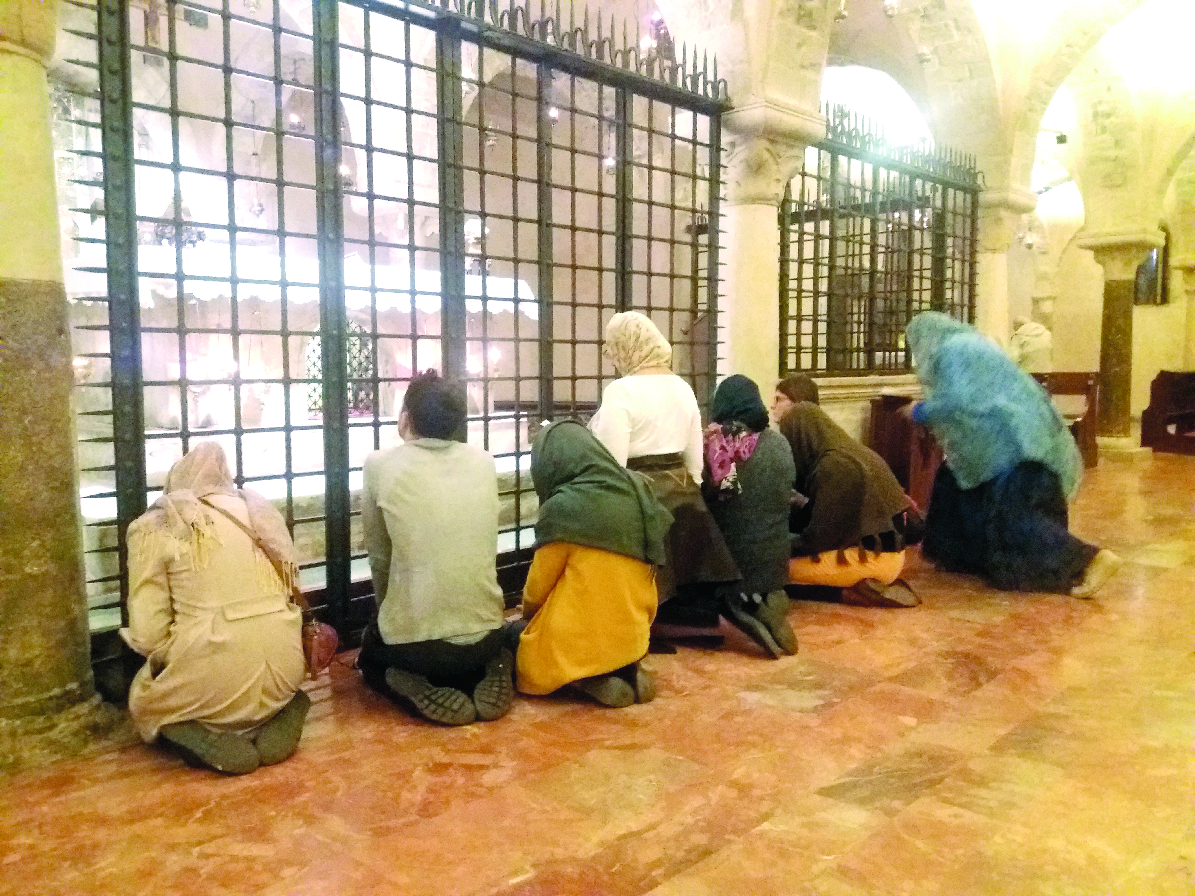 Calea pelerinului: Tineri din ASCOR, acasă la Sfântul Nicolae