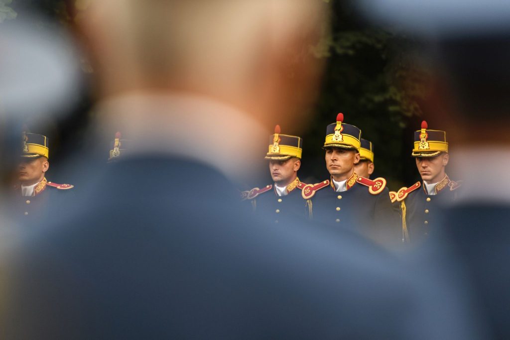 Numele eroilor neamului românesc vor fi aşezate în masa Sfântului Altar