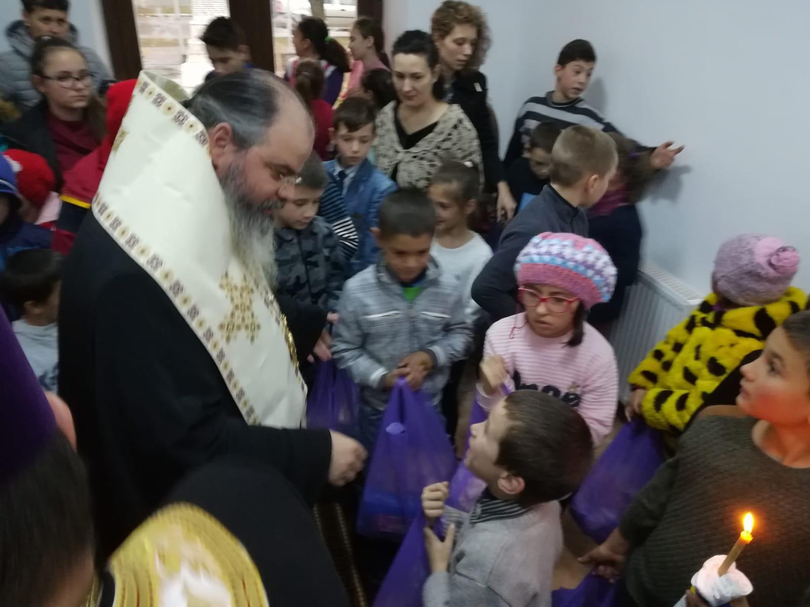 Primul Așezământ Social al Episcopiei Huşilor. PS Ignatie: „Noi, tot ceea ce facem, avem această conştiinţă, că le facem pentru veşnicie! Nu pentru a ieşi în evidenţă, ci pentru că aceasta este menirea noastră prin excelenţă!”