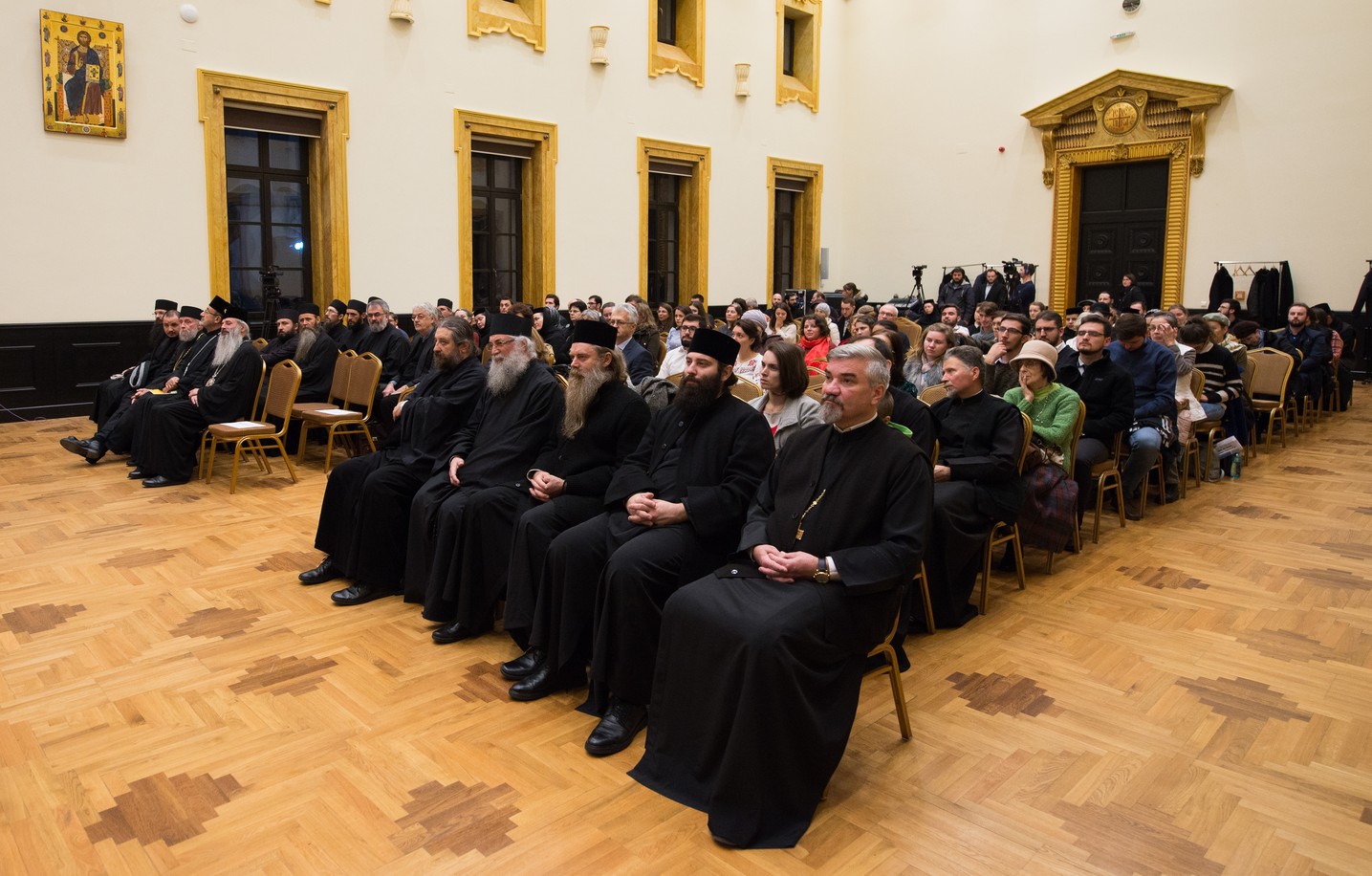 A debutat Colocviul internaţional „Întâlnirea cu Duhovnicul - Părintele Sofian Boghiu” A debutat Colocviul internaţional „Întâlnirea cu Duhovnicul - Părintele Sofian Boghiu”