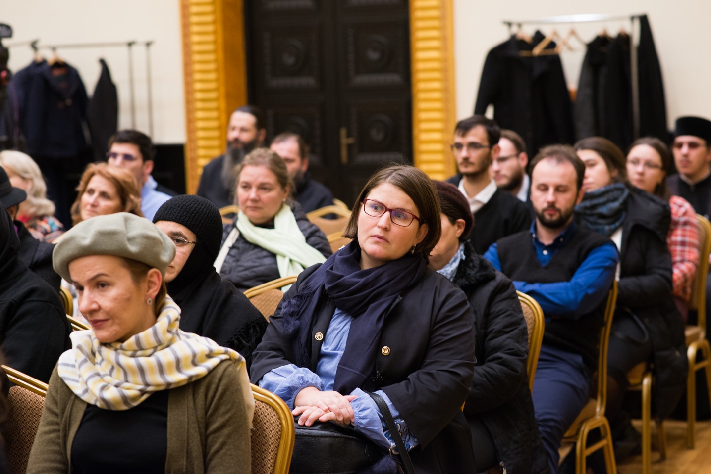 A debutat Colocviul internaţional „Întâlnirea cu Duhovnicul - Părintele Sofian Boghiu” A debutat Colocviul internaţional „Întâlnirea cu Duhovnicul - Părintele Sofian Boghiu”