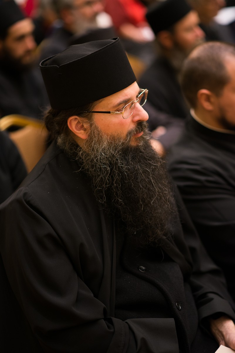 A debutat Colocviul internaţional „Întâlnirea cu Duhovnicul - Părintele Sofian Boghiu” A debutat Colocviul internaţional „Întâlnirea cu Duhovnicul - Părintele Sofian Boghiu”