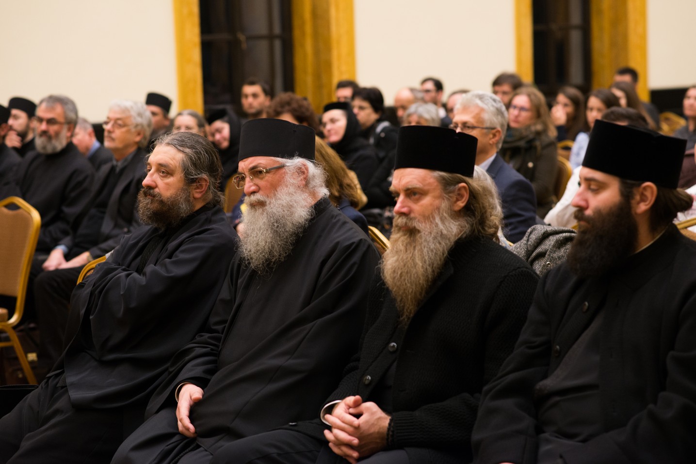 A debutat Colocviul internaţional „Întâlnirea cu Duhovnicul - Părintele Sofian Boghiu” A debutat Colocviul internaţional „Întâlnirea cu Duhovnicul - Părintele Sofian Boghiu”