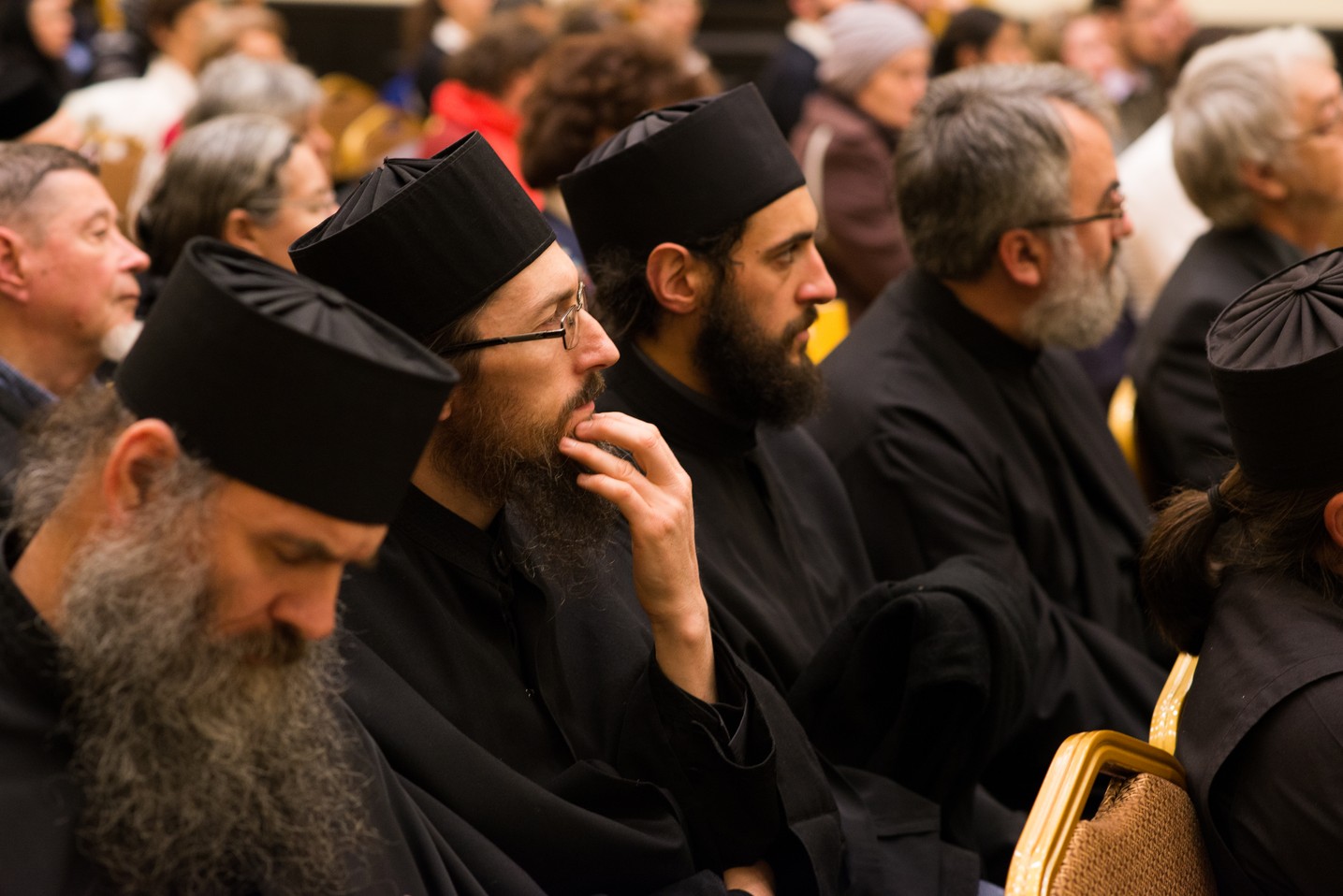 A debutat Colocviul internaţional „Întâlnirea cu Duhovnicul - Părintele Sofian Boghiu” A debutat Colocviul internaţional „Întâlnirea cu Duhovnicul - Părintele Sofian Boghiu”