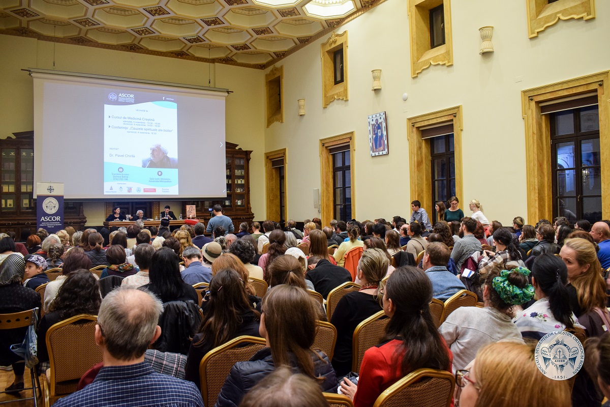 Curs de medicină creştină pentru 200 de participanţi