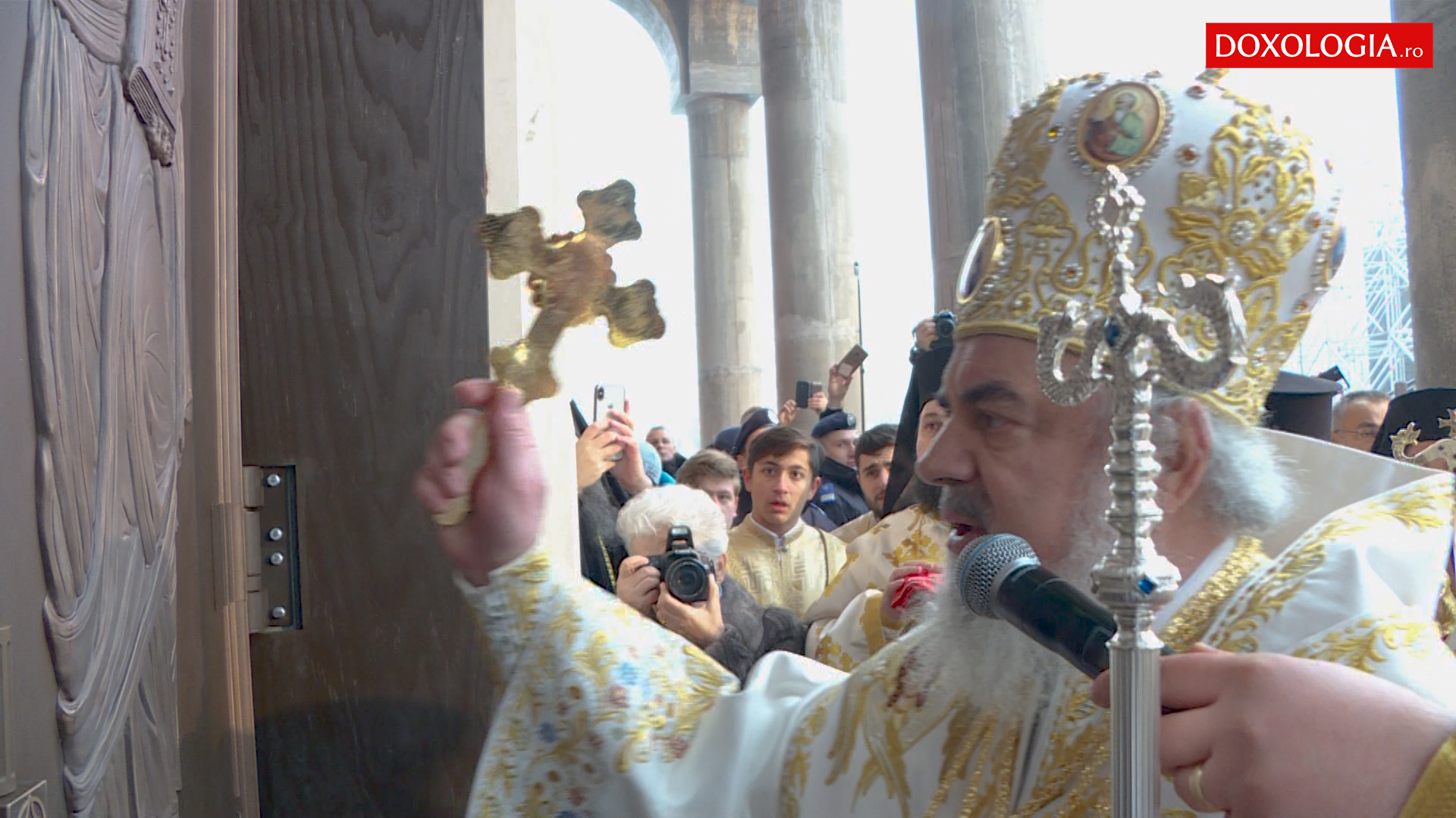 (Video) Catedrala Națională a fost sfințită